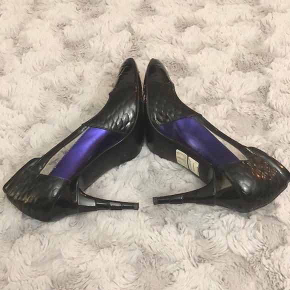 🔥Sale🔥Authentic Just Cavalli Shoes size 6 - Picture 3 of 7